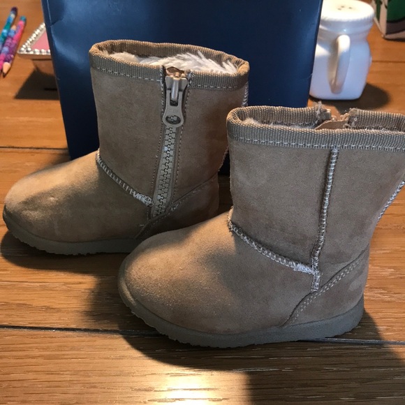 TODDLER Boots - Picture 4 of 5